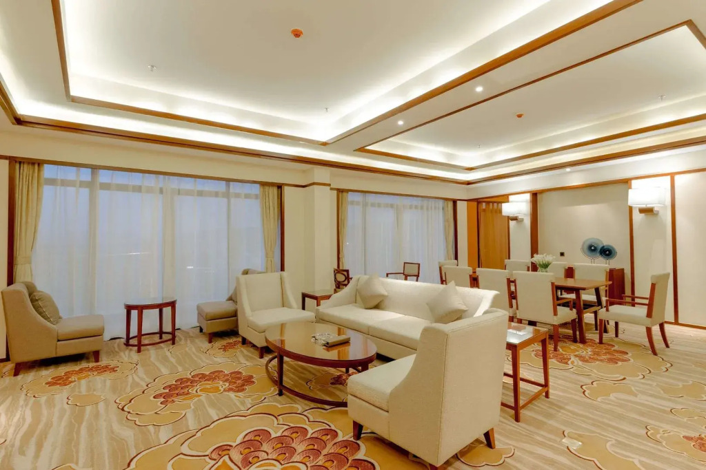 Ramada by Wyndham Kunming YiLiang