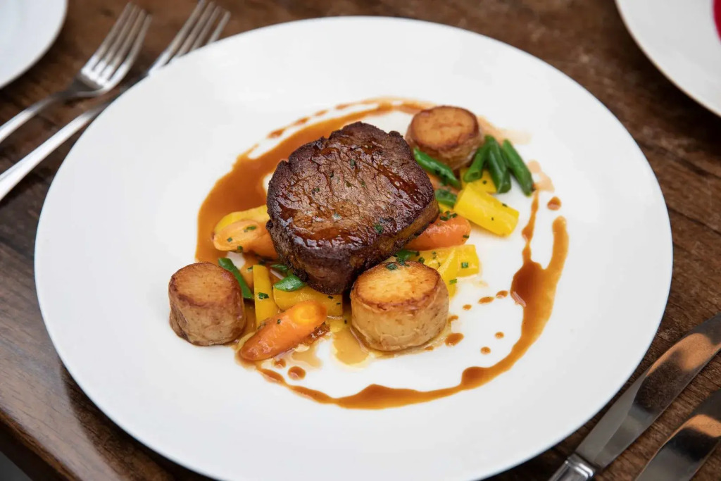 Hotel DeBrett