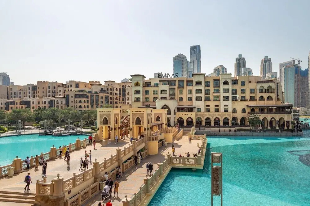 Stellar 2BR Apartment With Dazzling Views Of The Burj Khalifa
