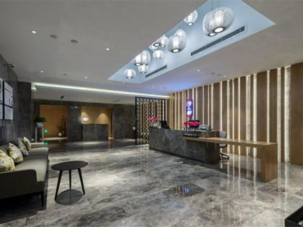 Sunshine Peninsula Jinsha Hotel