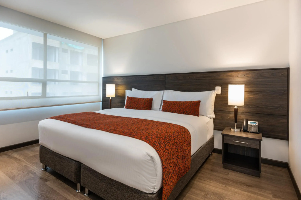 AZ Hotel