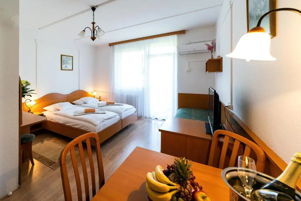 Napfény Hotel