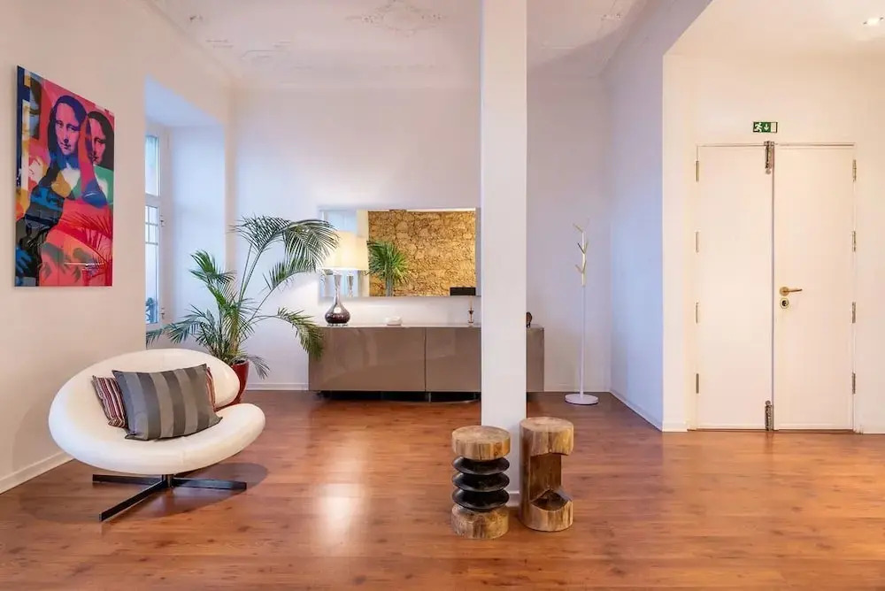 Wide and Modern Apartment in Lisbon