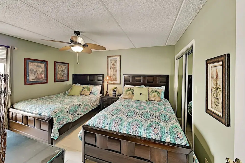 New Listing! Resort W/ Gulf-front Balcony 2 Bedroom Condo