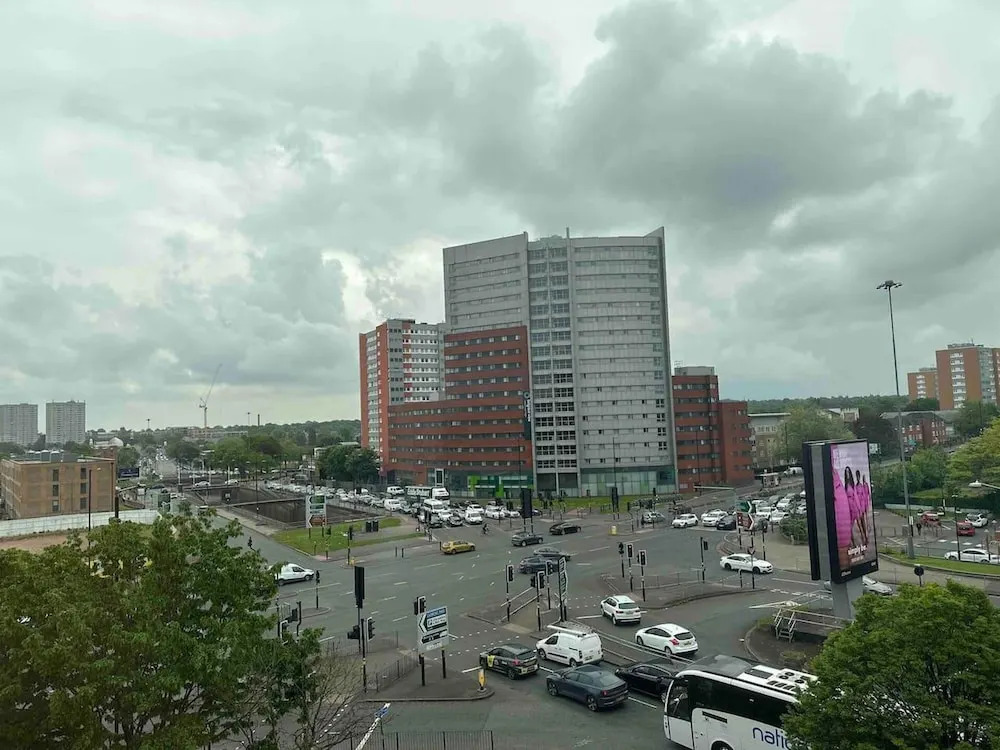 Modern 1-bed Apt, Sleeps 2 in Birmingham