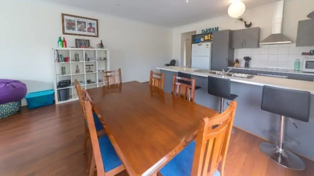 Wenneelys - 26/45 St Andrews Boulevard