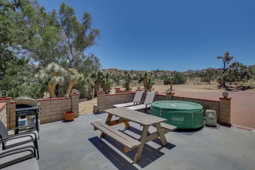 California Vacation Rental with Hot Tub & Patio