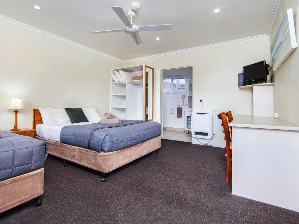 Wintersun Motel