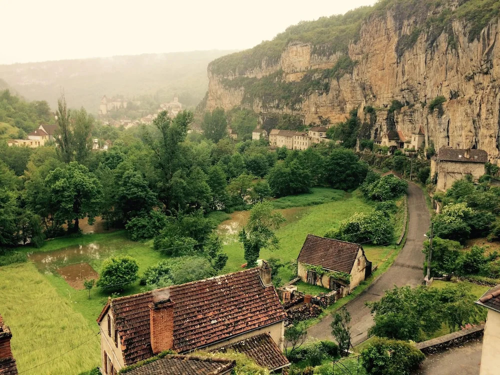 Gîtes Un Jardin dans la Falaise