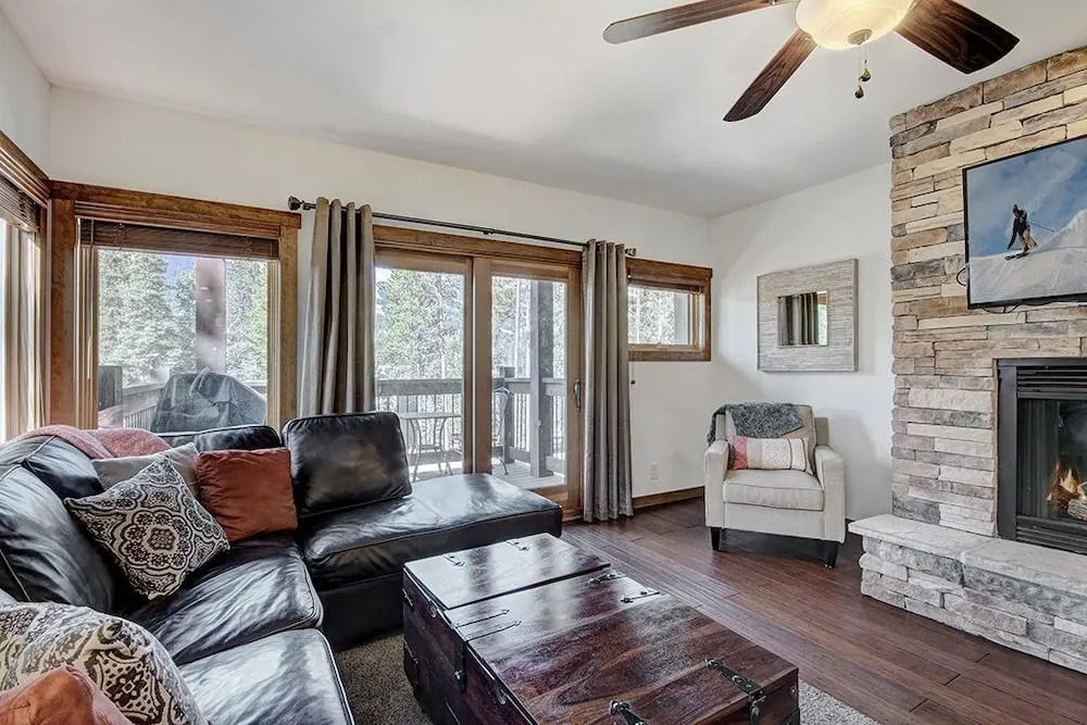 White Cloud Retreat House 4 Bedrooms 3 Bathrooms Townhouse