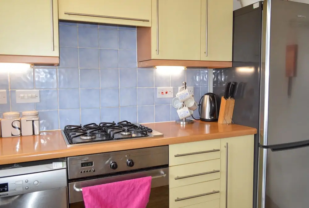 Attractive 3 Bedroom Flat in Central Haymarket
