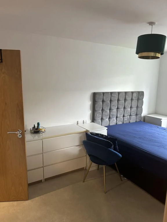 Inviting 2-bed Apartment in Bushey