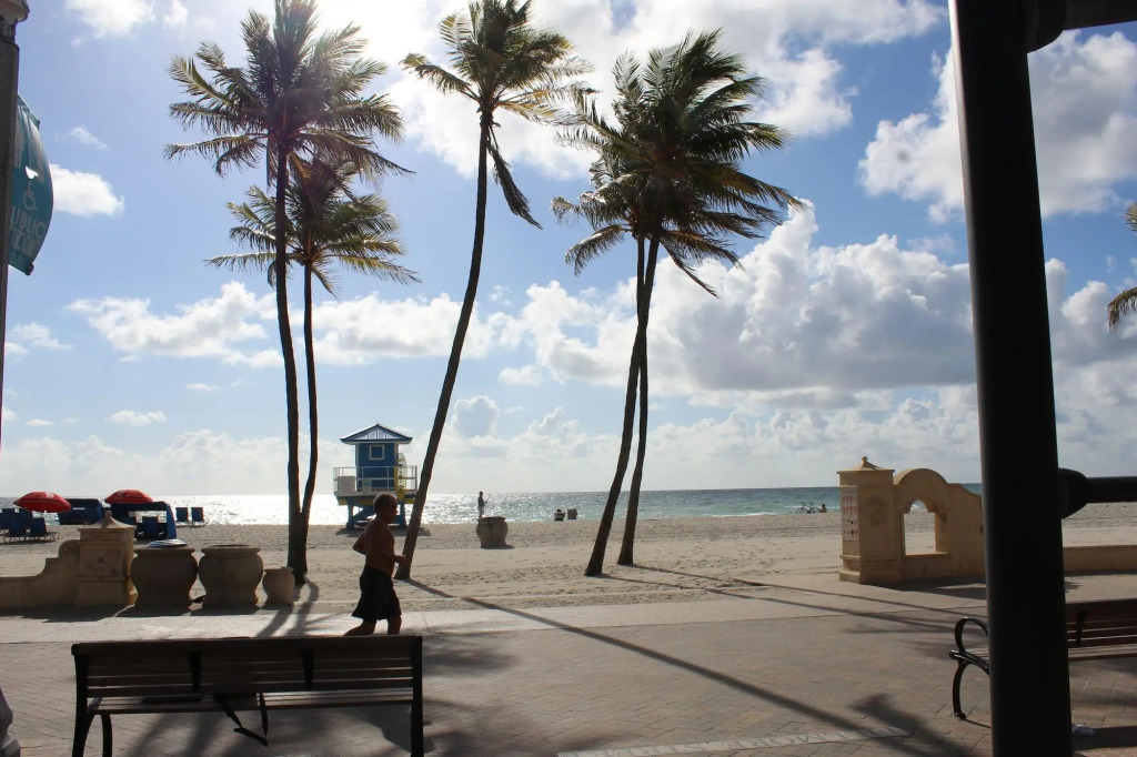 Golden Sand Oceanfront