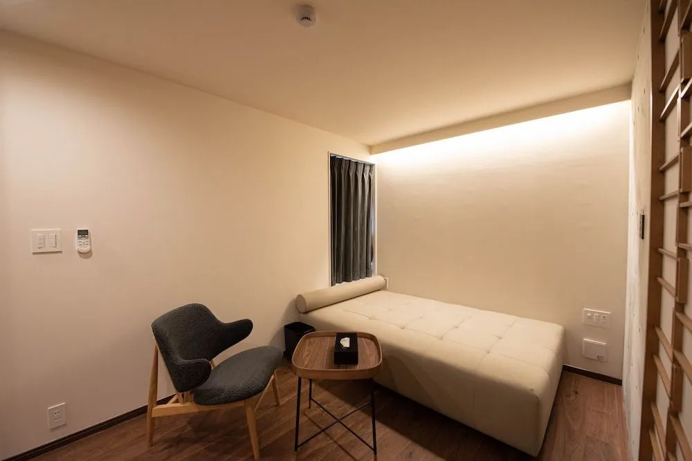 Spatium Ginza Pony