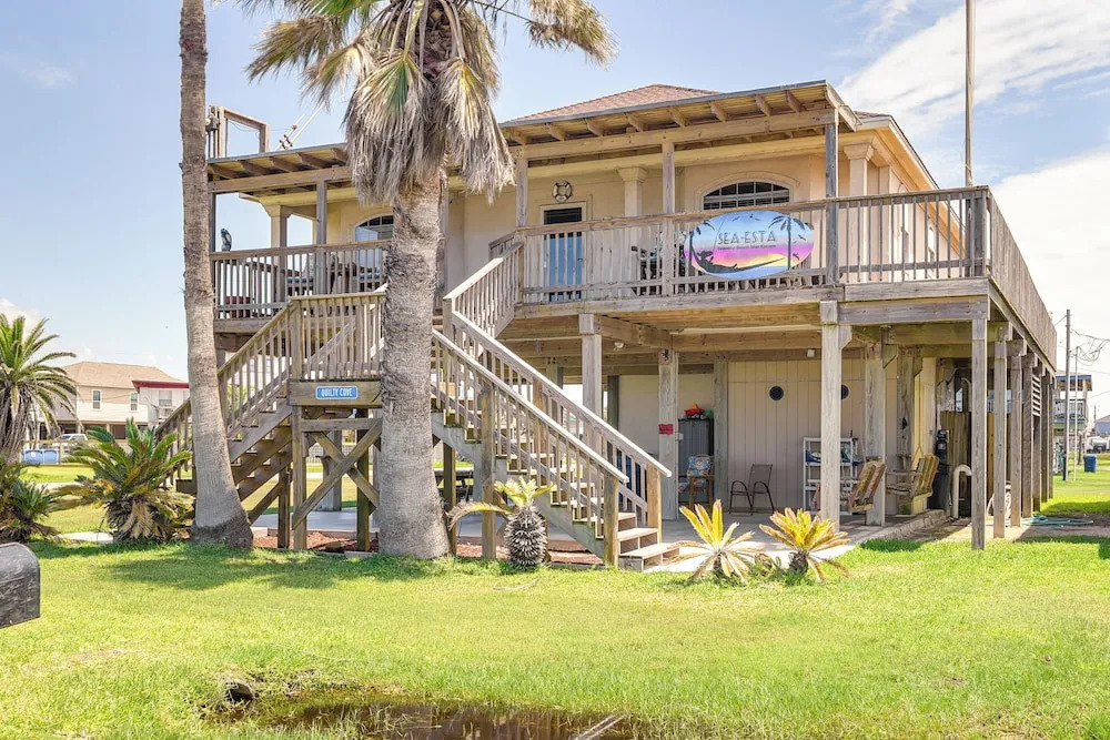Intracoastal Views & Deck: Surfside Beach Home