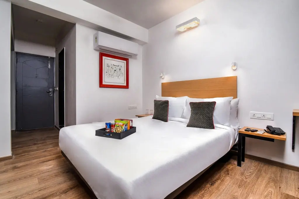 OYO Townhouse 051 Lal Kothi
