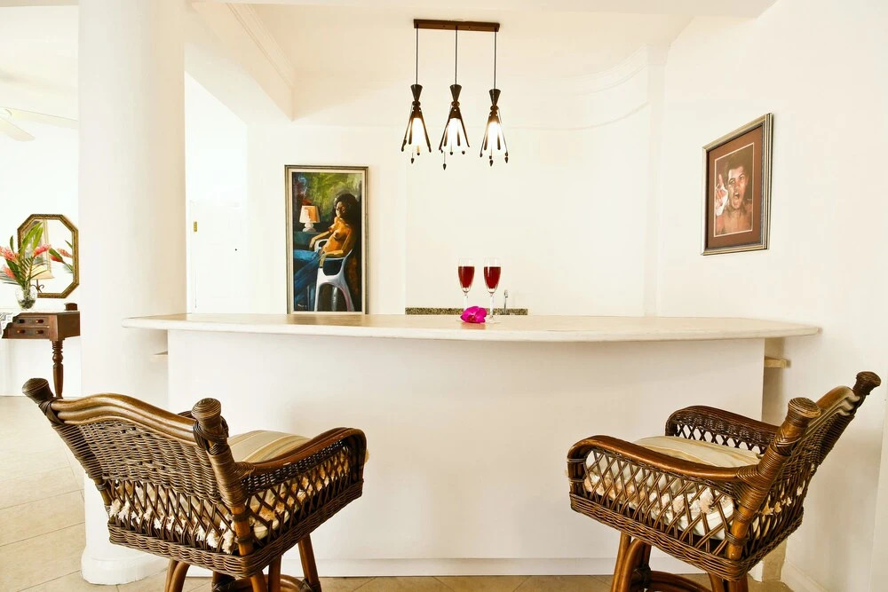 Cattleya's Green Suite Exquisite
