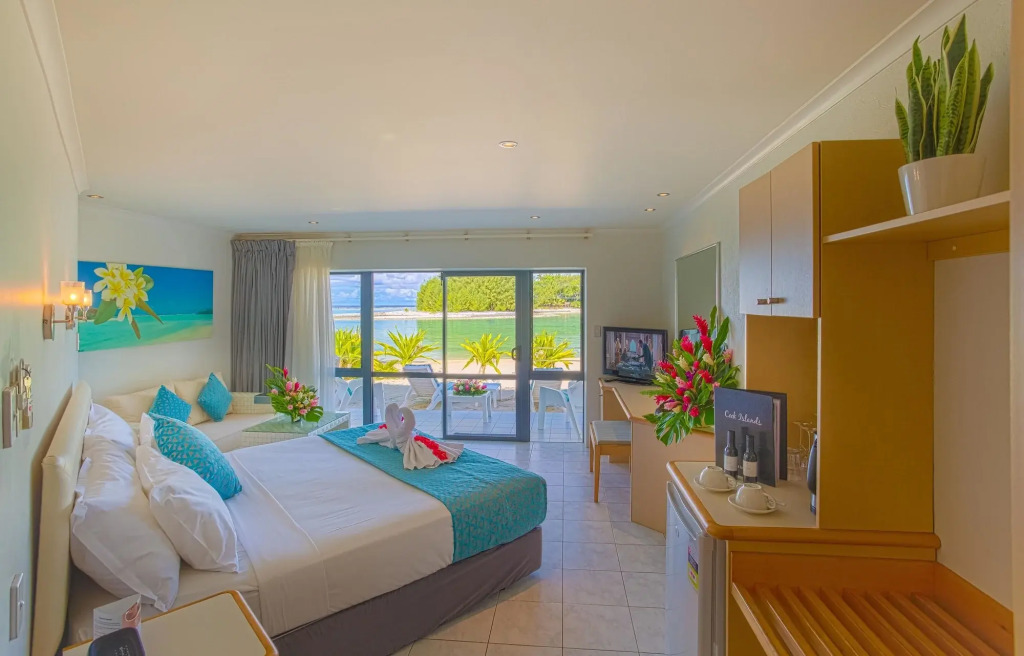 Muri Beach Club Hotel