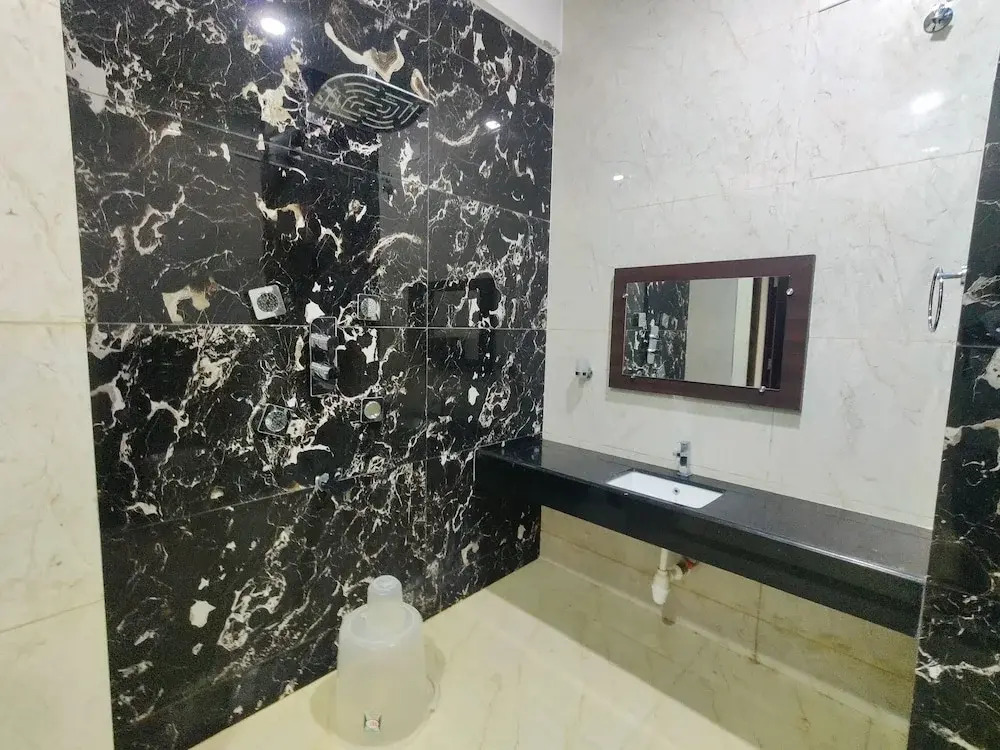 Hotel Brindavan Elite