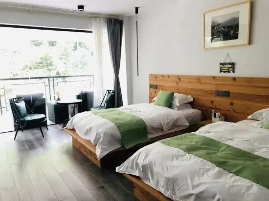 Guiyuan Qiaoju Guesthouse