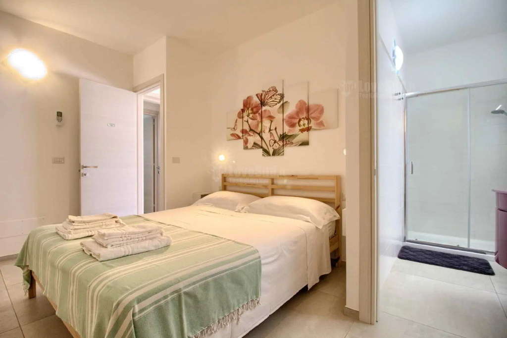 Apt B - Beach View Villa Controvento