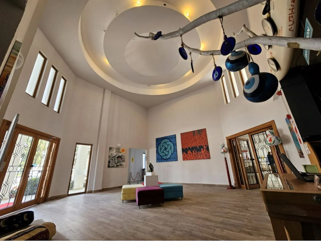 Serpina Hotel