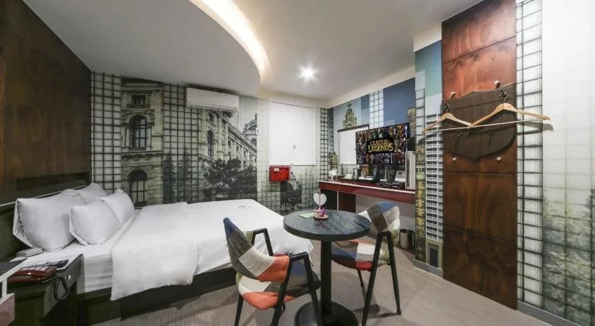 Sky Motel
