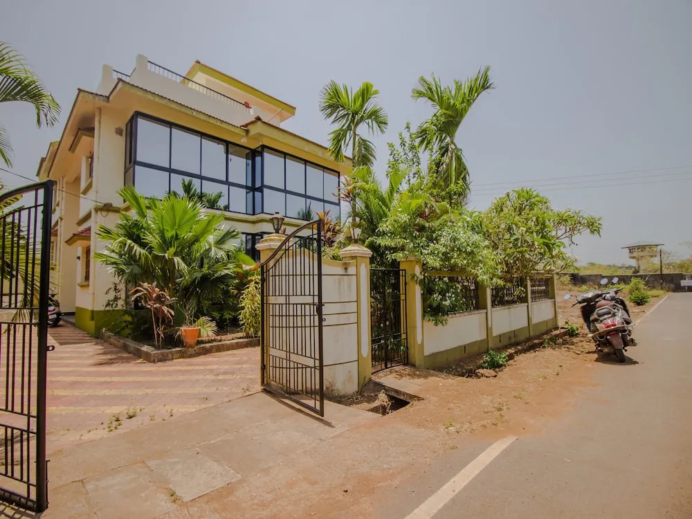 OYO 13946 Home 5BHK With Green View in Mapusa
