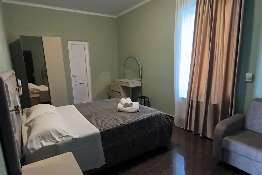 Il Piccolo Paradise, the Italian Haven in Black Sea