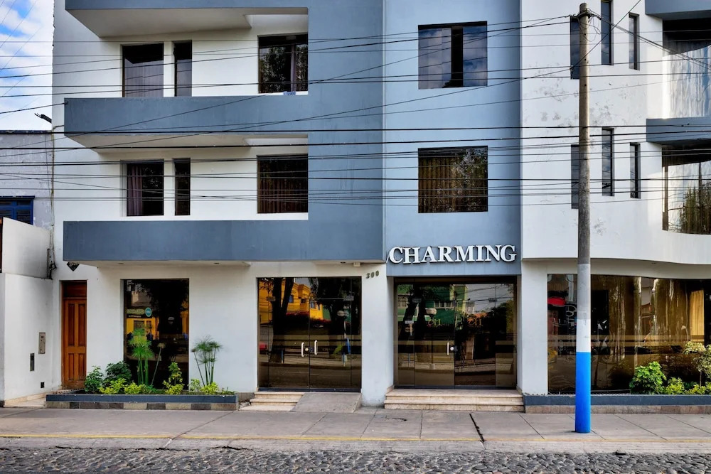 Hotel EIRL
