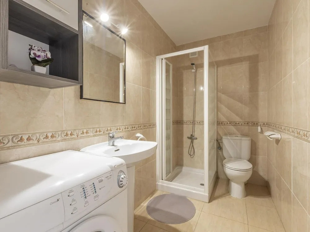 Urban Apartment in Salou near Playa Levant Sea Beach