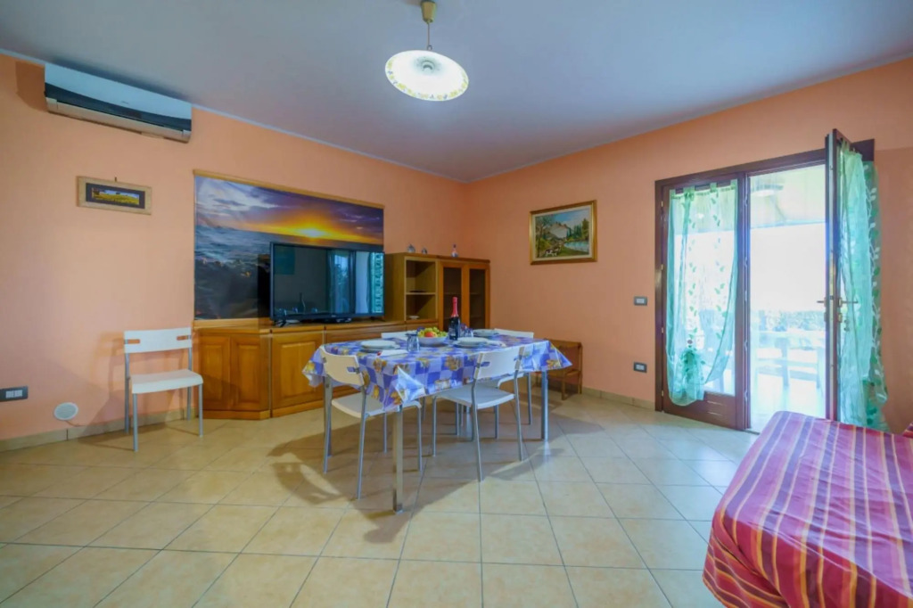 Villa Multicolor Sasso Centro e Natura, with reserved parking space on the beach-VILLETTA MULTICOLOR N° 1 - SASSO