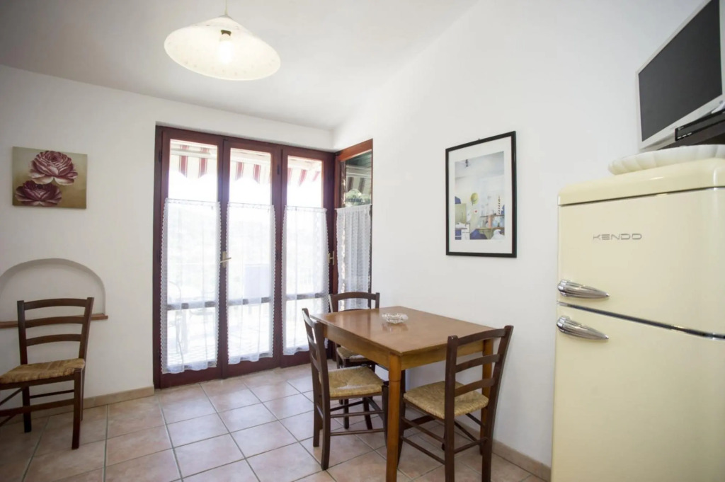 Apartment Two-room number 5 on the seafront of Morcone-MORCONE BILO N° 5