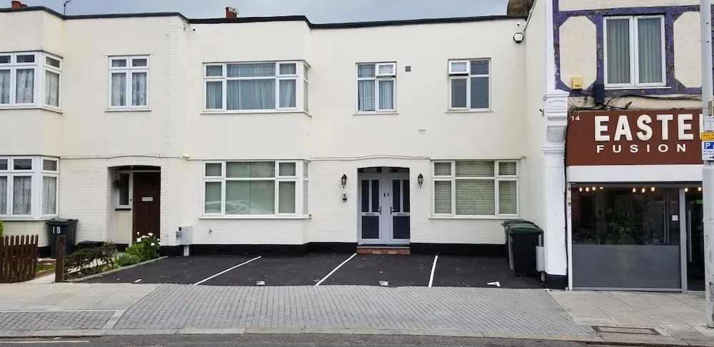 Mayflower Apartments