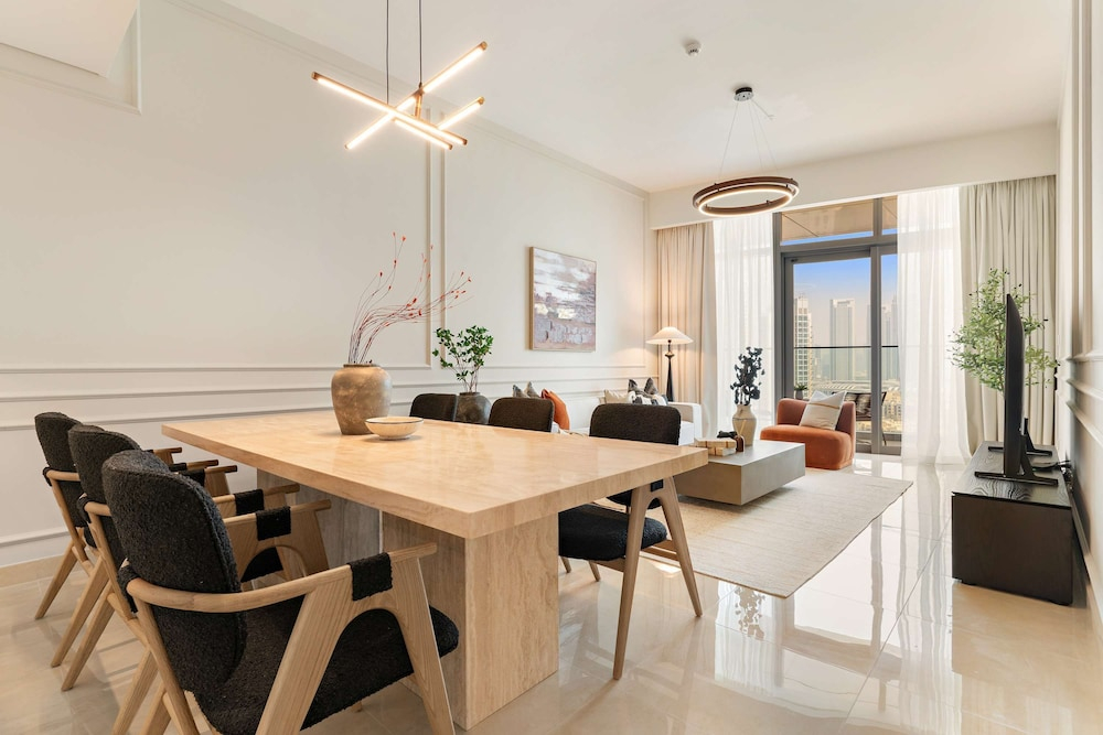 Silkhaus Ultraluxury 3bdr Maid Near Burj Khalifa