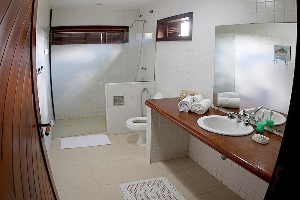 Oceanica 1000 Beachfront Suites