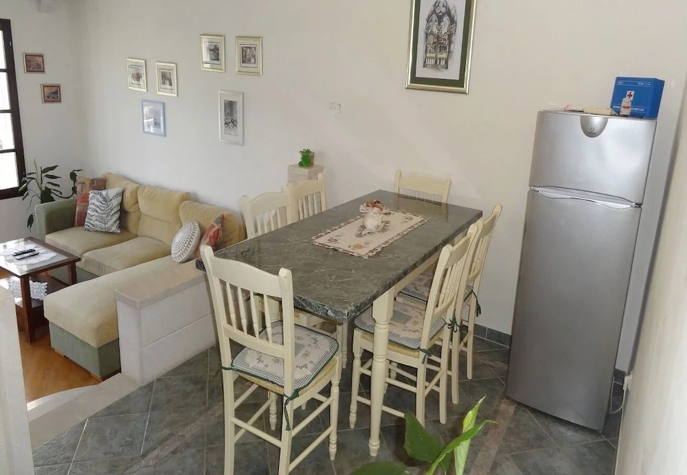 Branka - 30 m From Beach - A1 Zeleni
