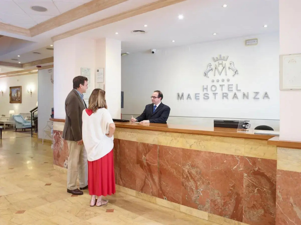 Hotel Maestranza