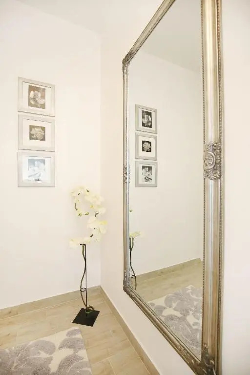 Apartment Flowers