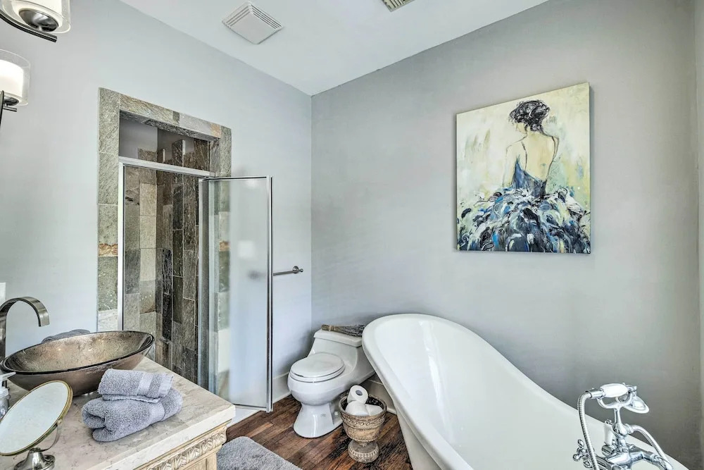 Elegant Houston Retreat < 2 Mi To Downtown!