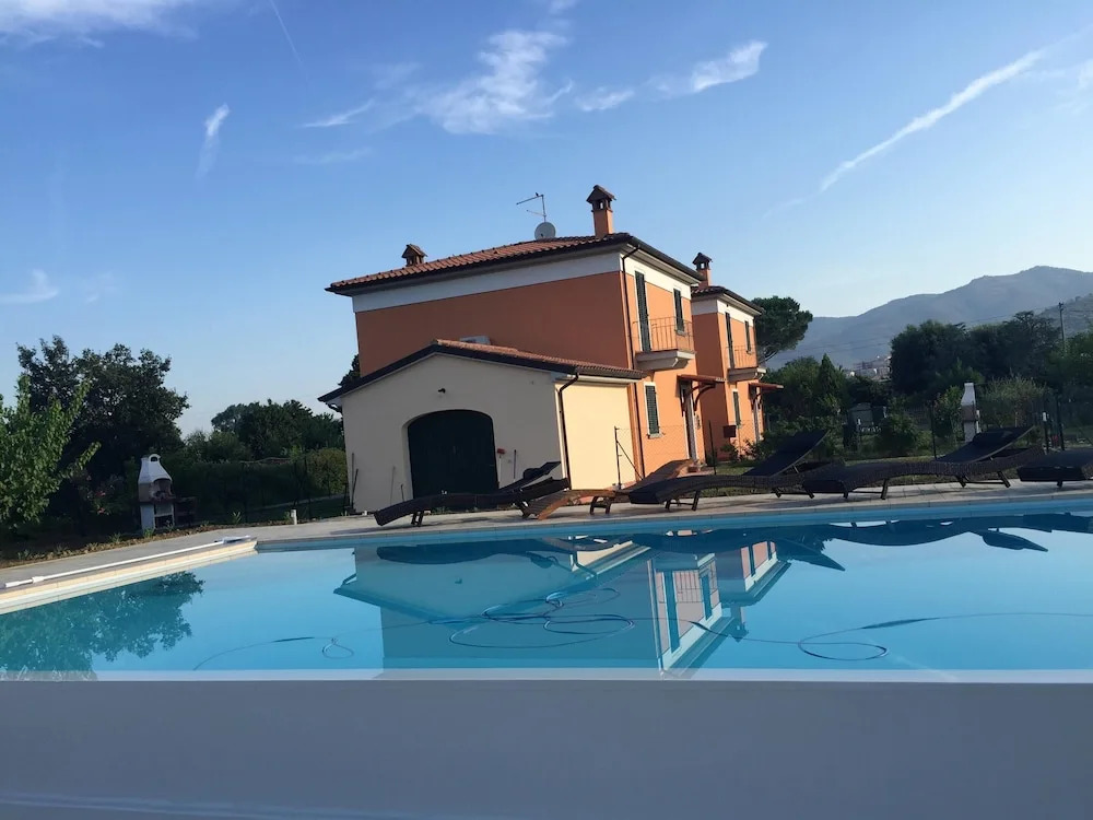 Studio in Castiglion Fiorentino, With Wonderful City View, Pool Access