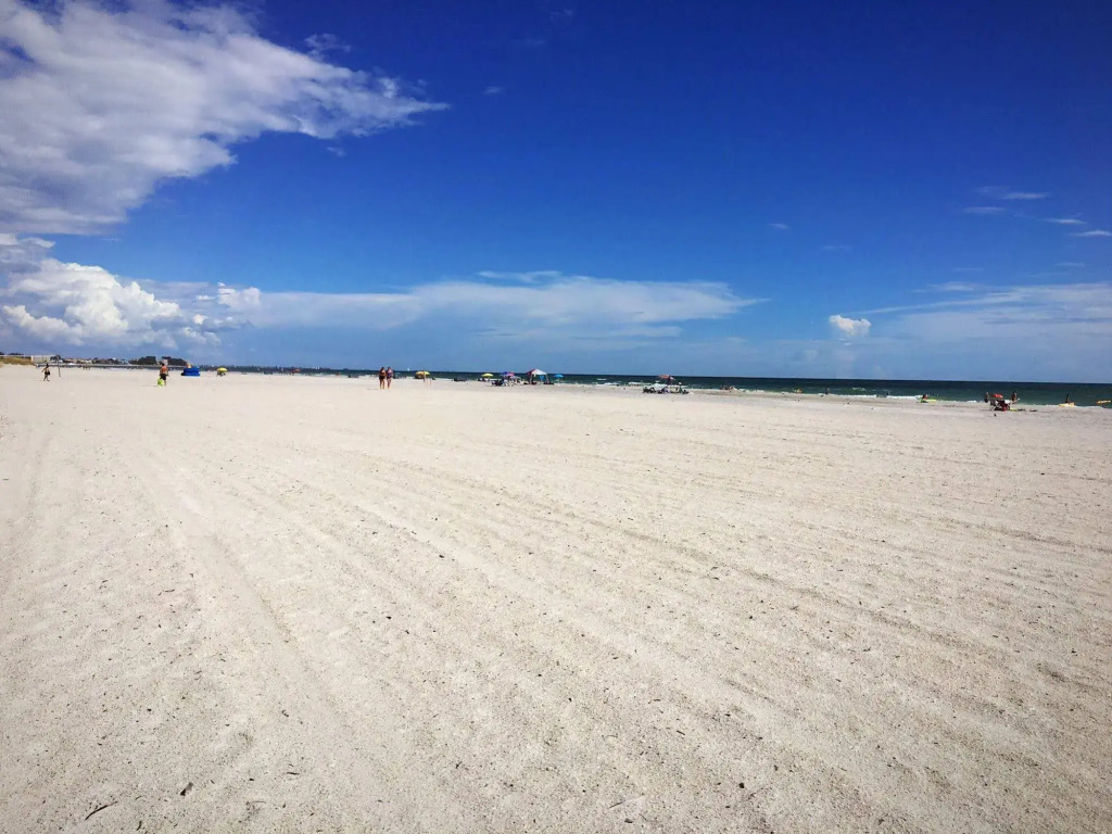 Beach House Cabanas