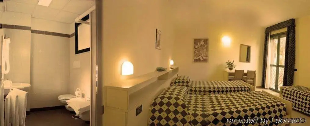Kaire Hotel