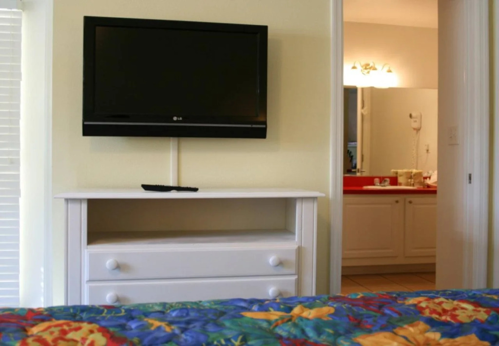 Barefoot Suite