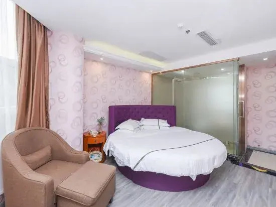 Yihao Hotel (Shanghai Huinan subway station store)