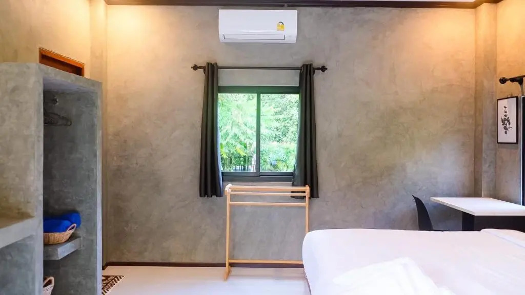 BAAN CHAINARONG