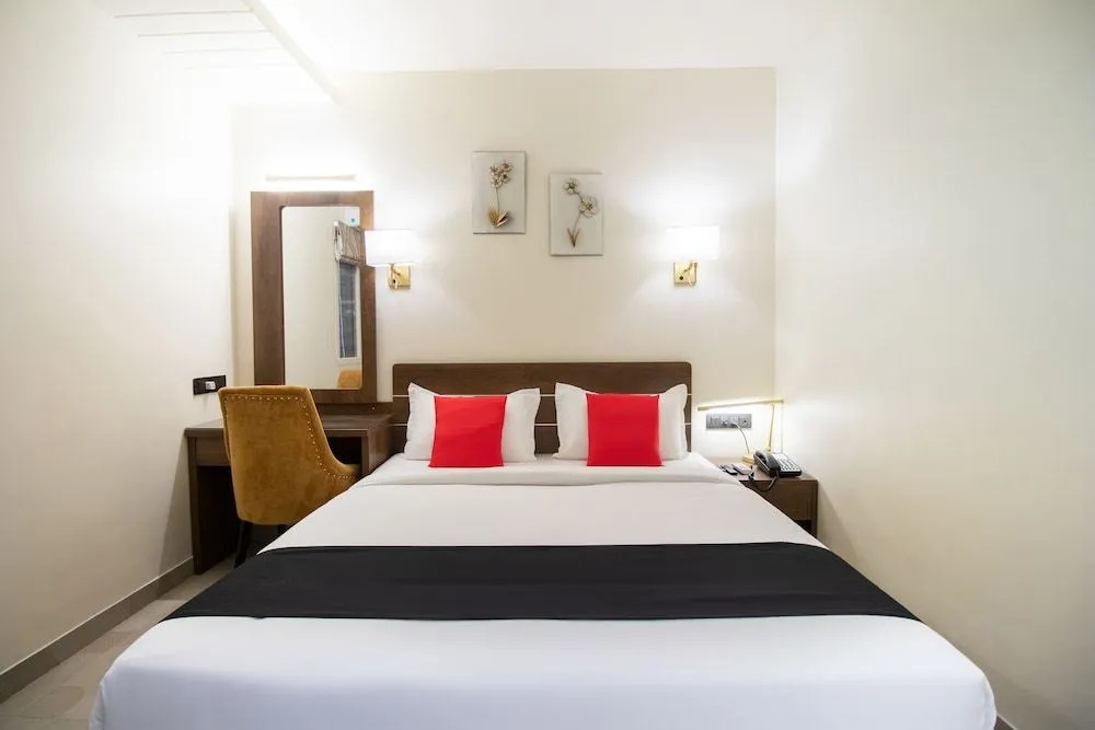Super Townhouse OAK Clove Boutique Hotel Rajaji Nagar Near Lulu Mall Bengaluru