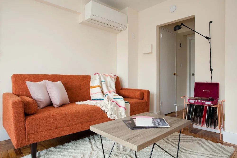 Studio Apartment in Brookline