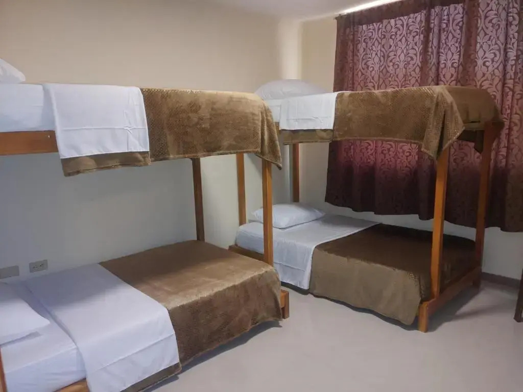 Hotel Bonanza Inn