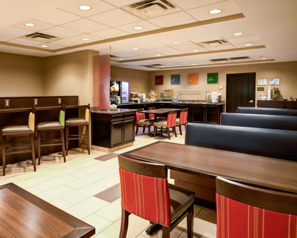 Charlotte Suites